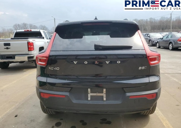 Volvo XC 40 cena 79700 przebieg: 11402, rok produkcji 2023 z Góra małe 67